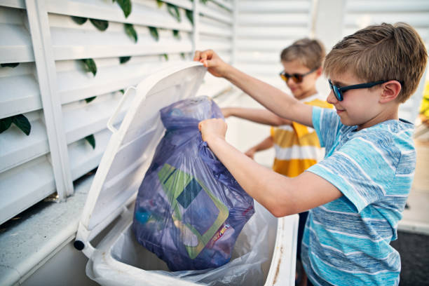 Best Commercial Cleanout Services  in High Rolls, NM